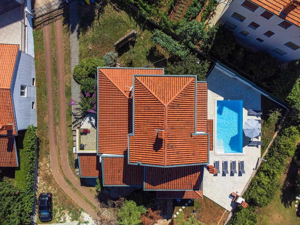 Big Swimming Pool Apartment Monvidal Pula Dış mekan fotoğraf